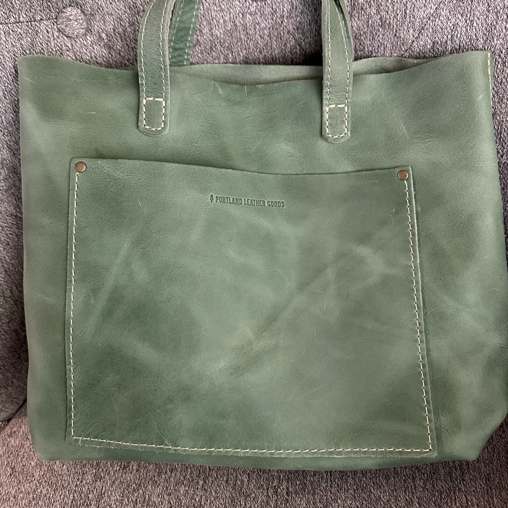 Portland cross body tote